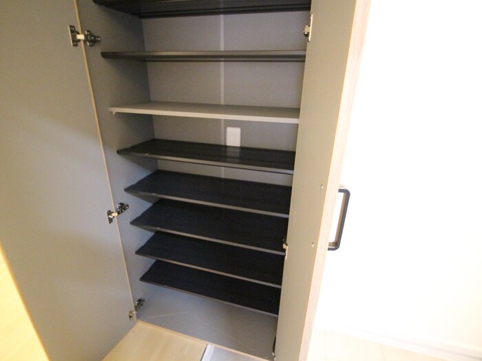 物件内観写真20　(靴箱)