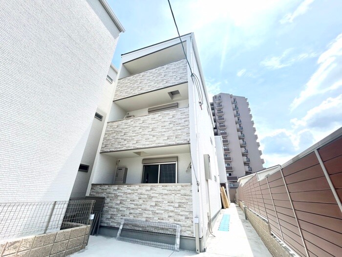 物件外観写真1　(外観写真)