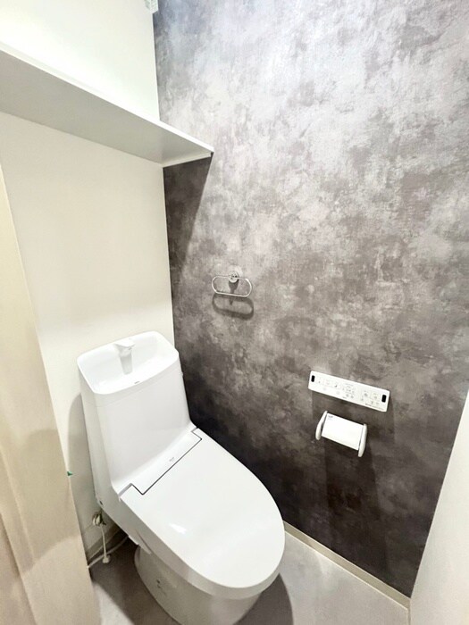 物件内観写真4　(トイレ)