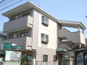 コスモ西中条外観写真