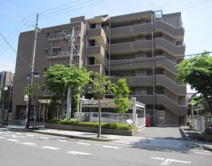 ユニーブル高槻富田丘（102）外観写真