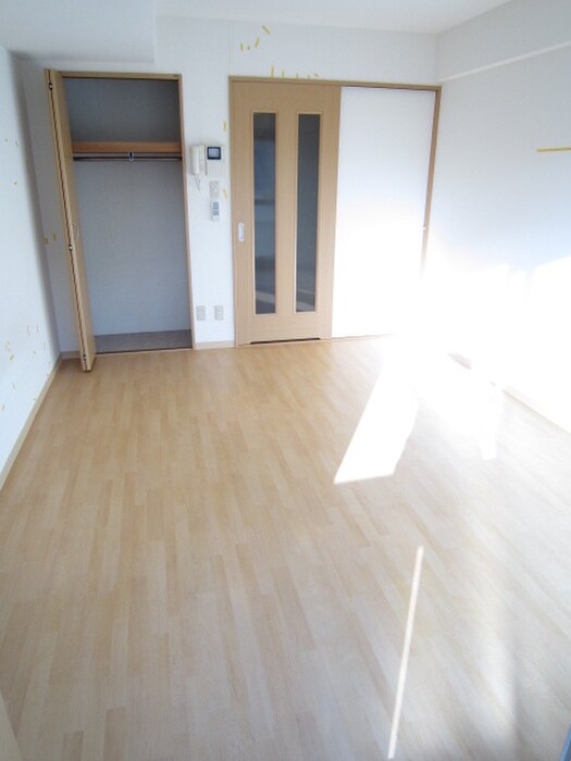 物件内観写真15　(居室)