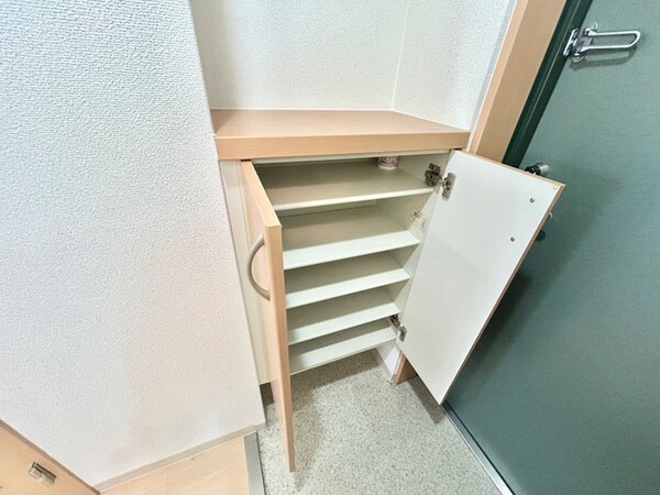 靴箱
