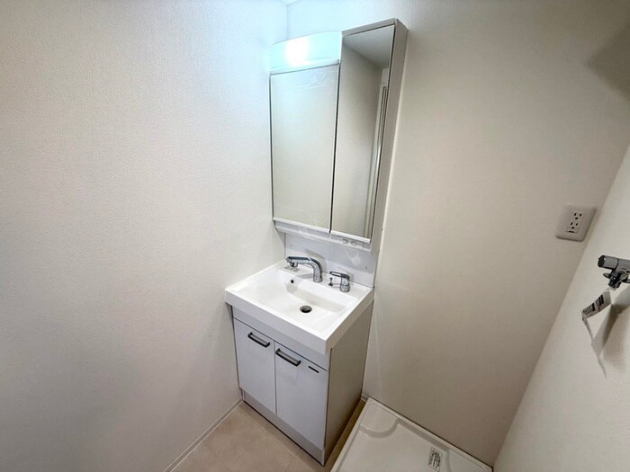 物件内観写真10　(洗面)