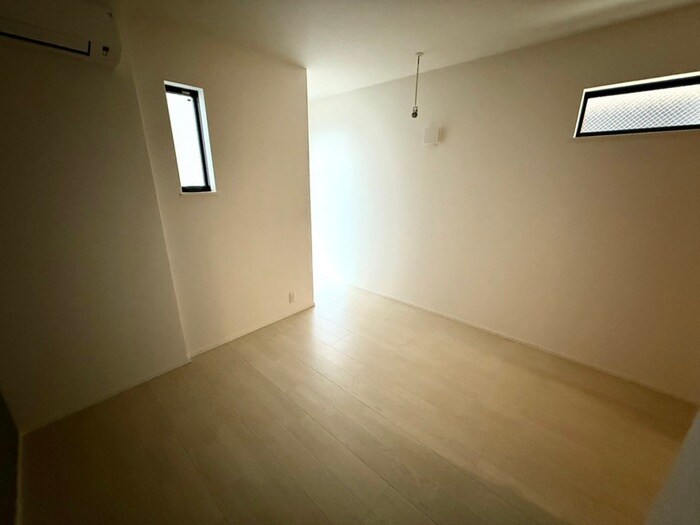 物件内観写真13　(居室)