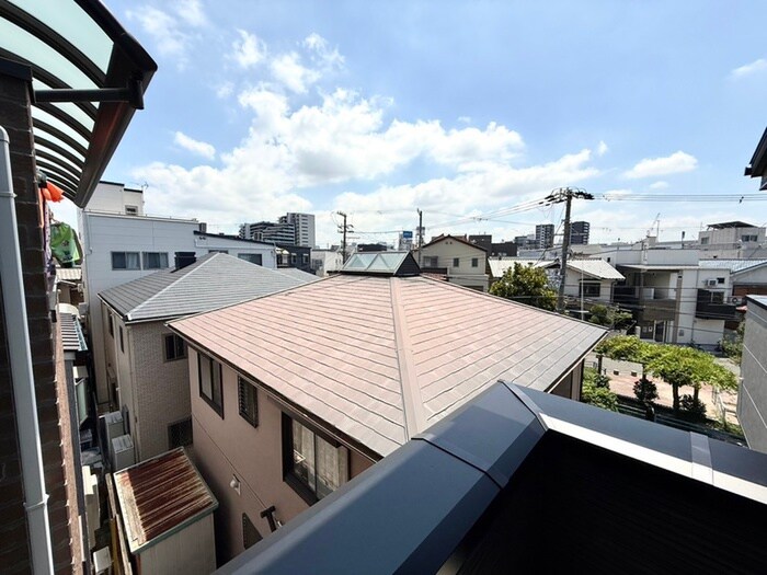 物件内観写真16　(室内からの展望)