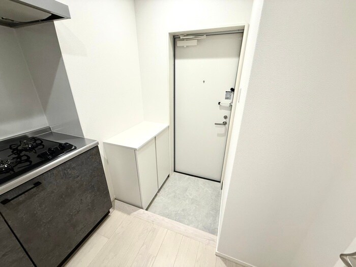 物件内観写真17　(玄関)