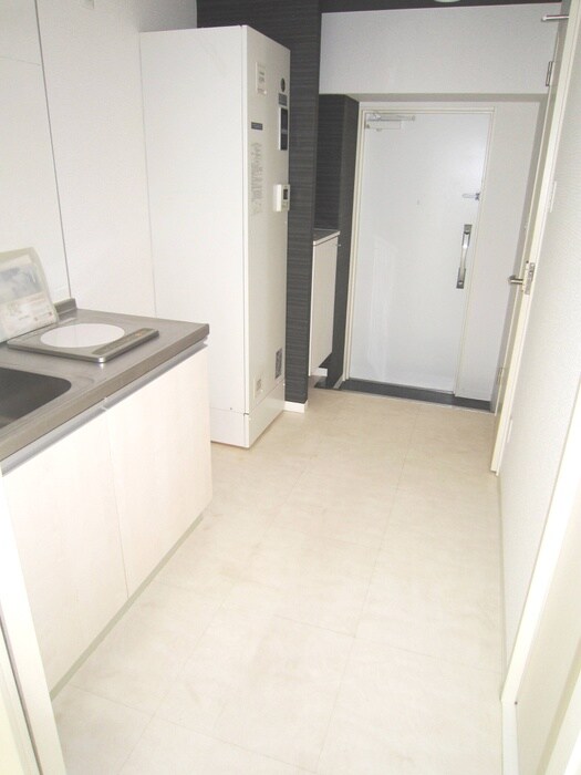 物件内観写真14　(廊下)