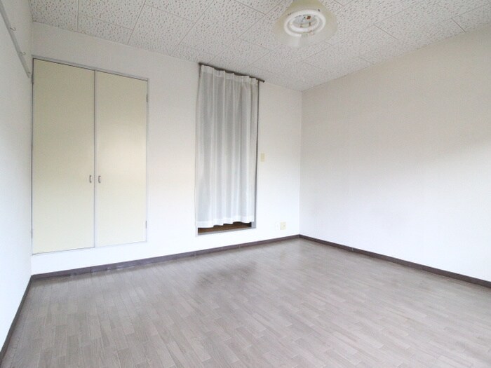 物件内観写真5　(居室)