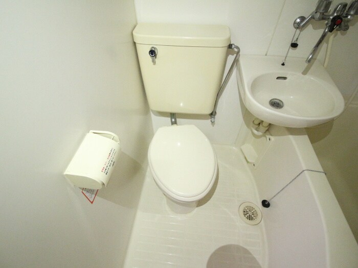 物件内観写真16　(トイレ)