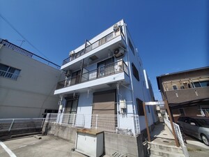 ひかりハイツ外観写真