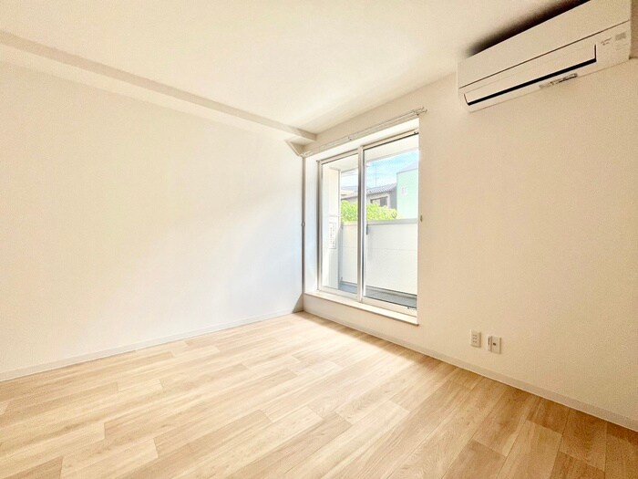 物件内観写真10　(居室)