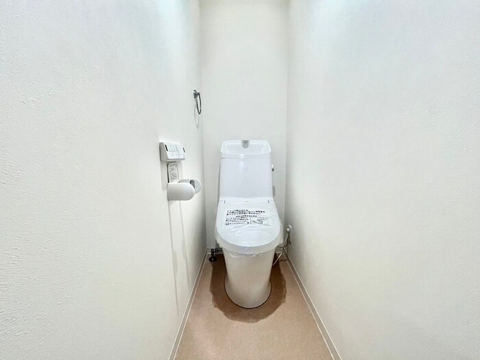 物件内観写真14　(トイレ)