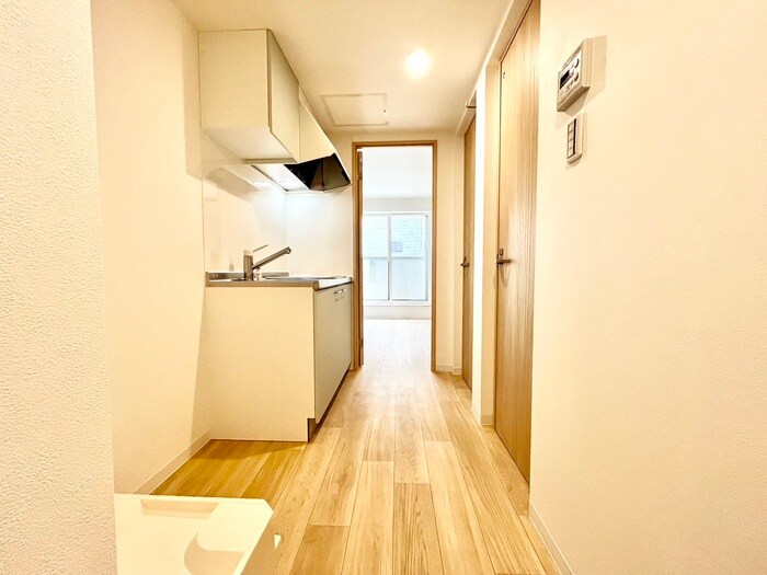 物件内観写真16　(廊下)