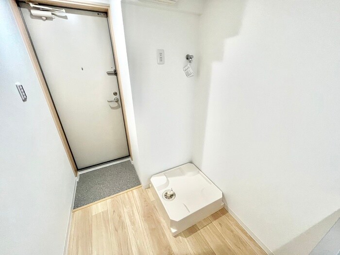 物件内観写真17　(洗濯機置場)