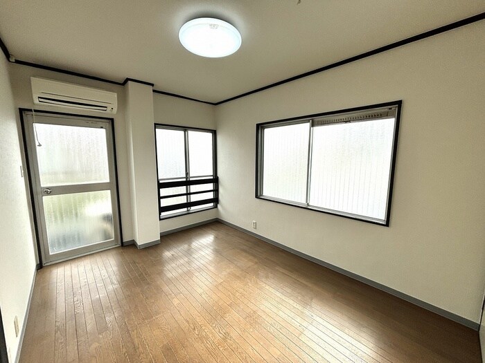 物件内観写真6　(居室)