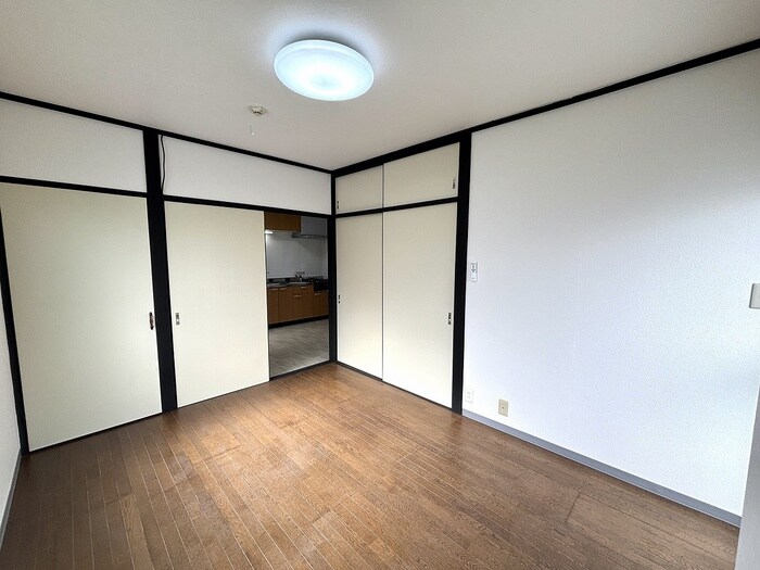 物件内観写真7　(居室)