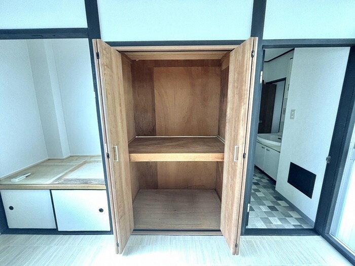 物件内観写真10　(収納)