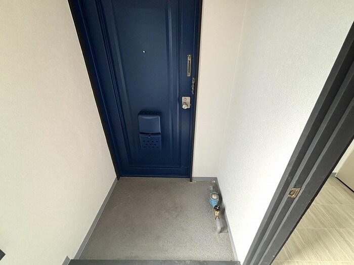 物件内観写真11　(玄関)