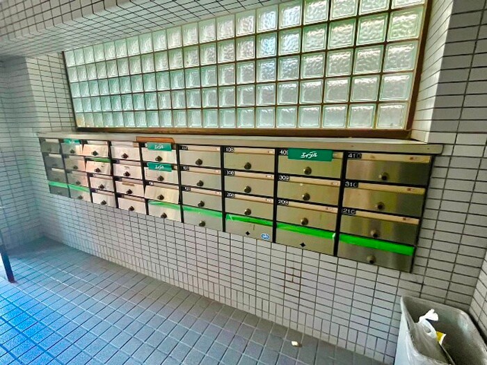 物件外観写真6　(建物設備)