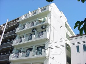 バルビゾン新大阪外観写真