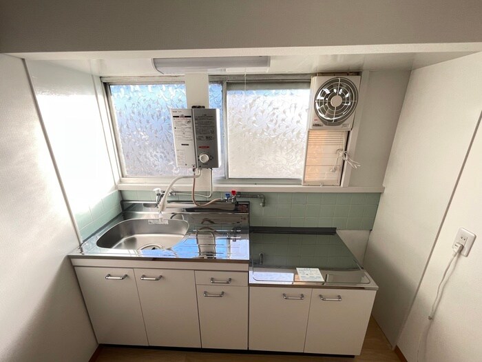 物件内観写真3　(キッチン)