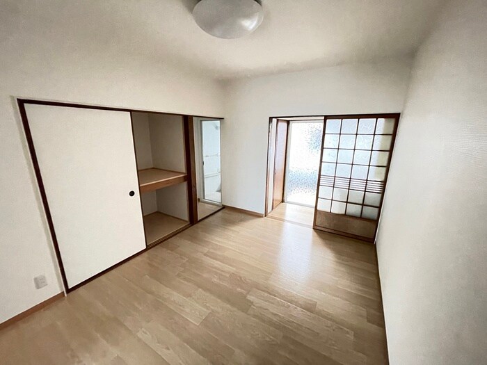 物件内観写真9　(居室)