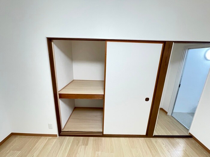 物件内観写真10　(収納)