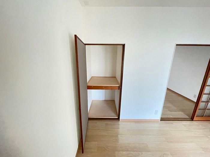 物件内観写真11　(収納)