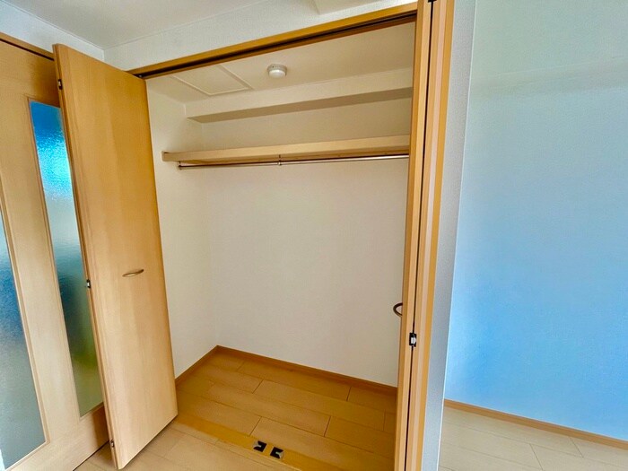 物件内観写真14　(収納)