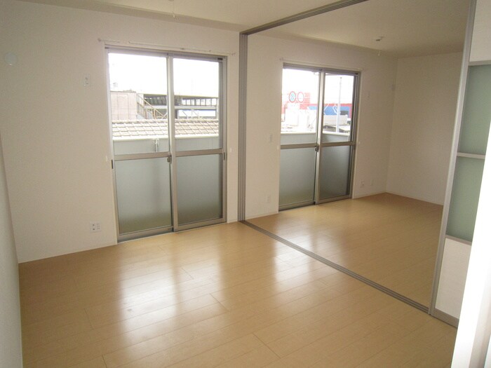 物件内観写真5　(居室)