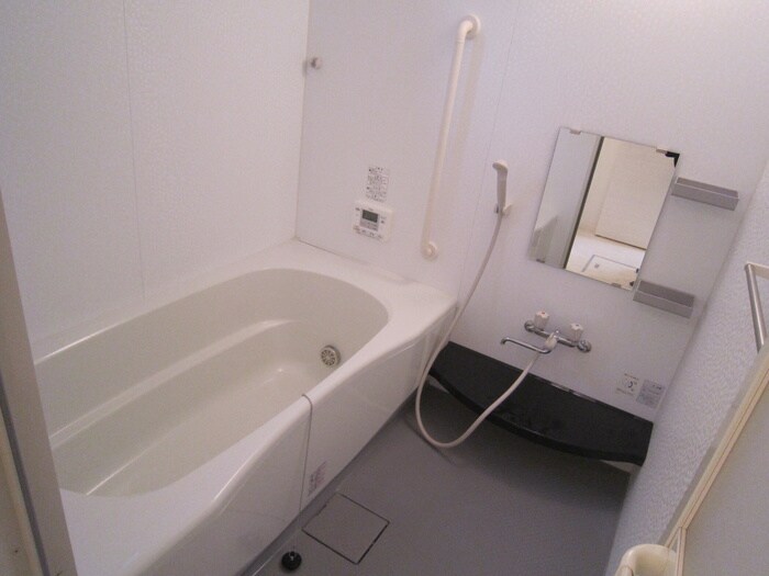物件内観写真6　(バス／シャワールーム等)