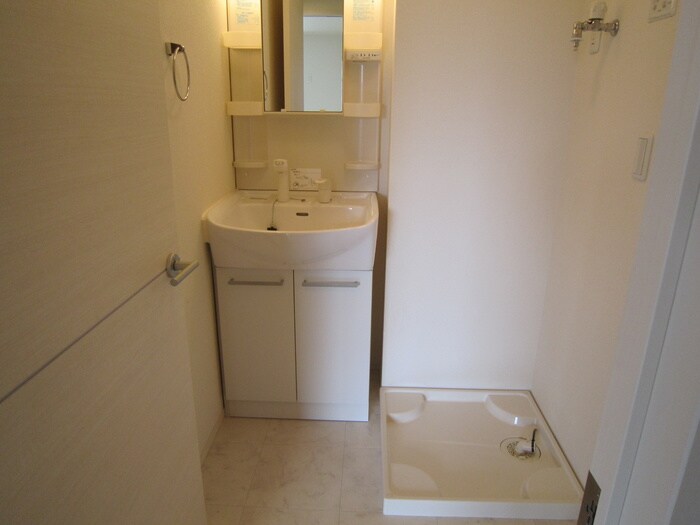 物件内観写真10　(洗面)