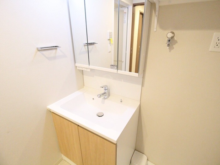 物件内観写真13　(洗面)