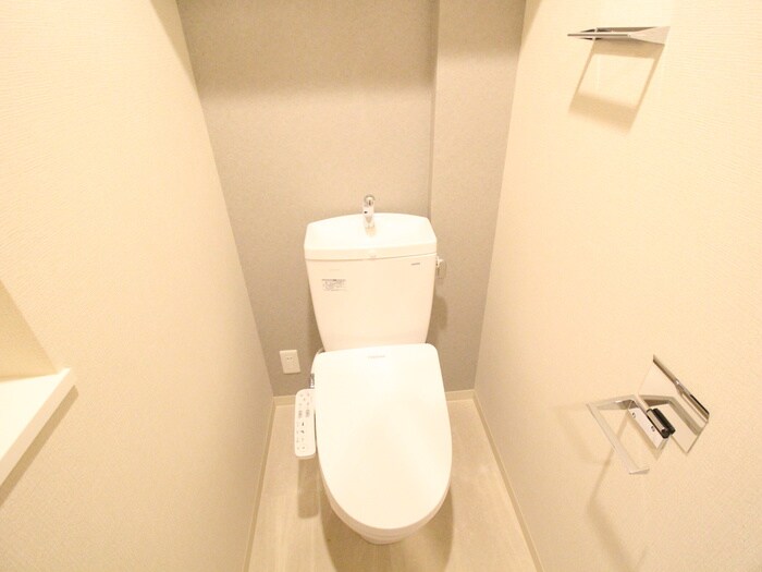 物件内観写真16　(トイレ)