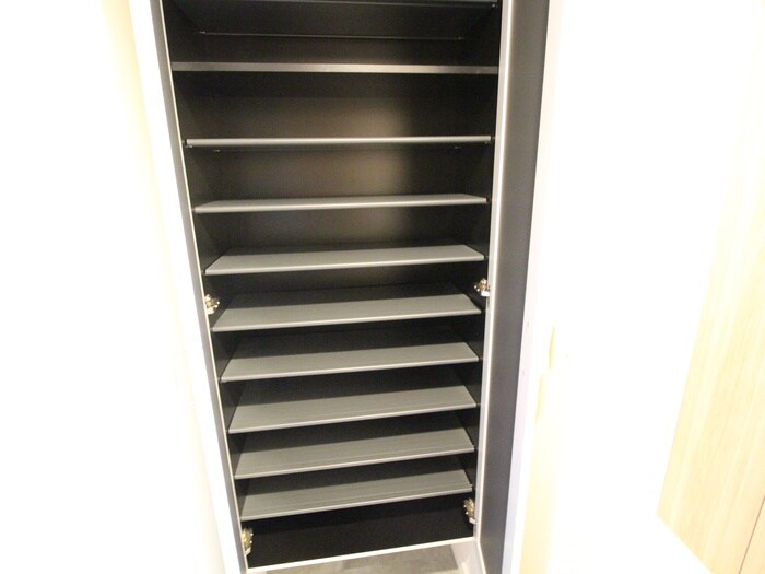 物件内観写真17　(靴箱)