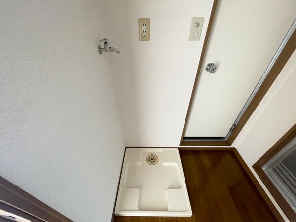 洗濯機置場