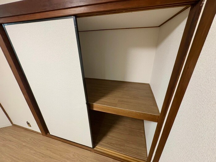 物件内観写真8　(収納)