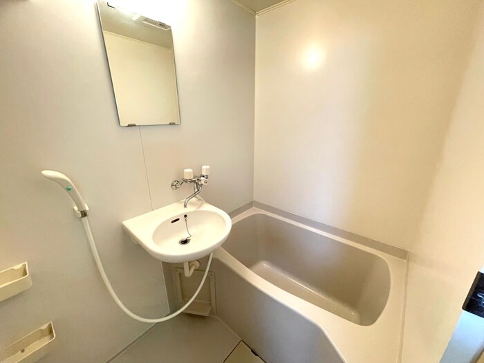 物件内観写真12　(バス／シャワールーム等)