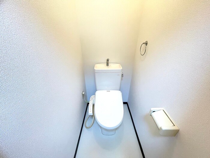 物件内観写真13　(トイレ)
