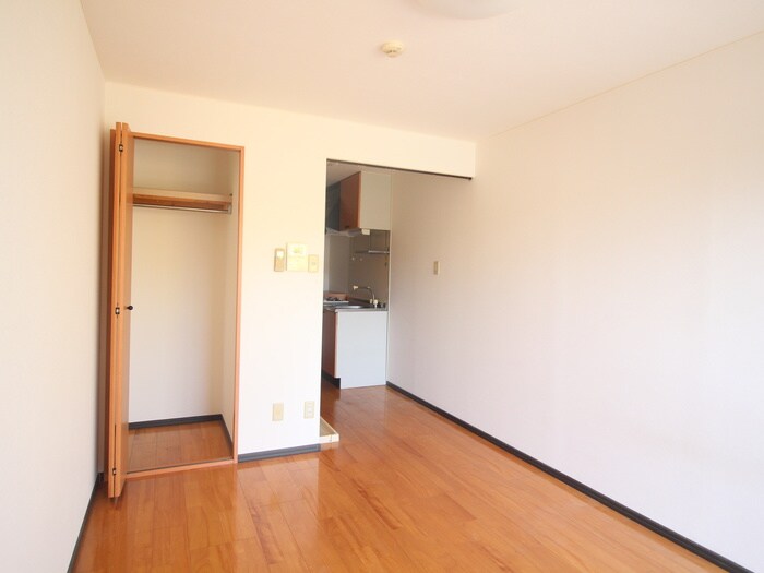 物件内観写真14　(居室)