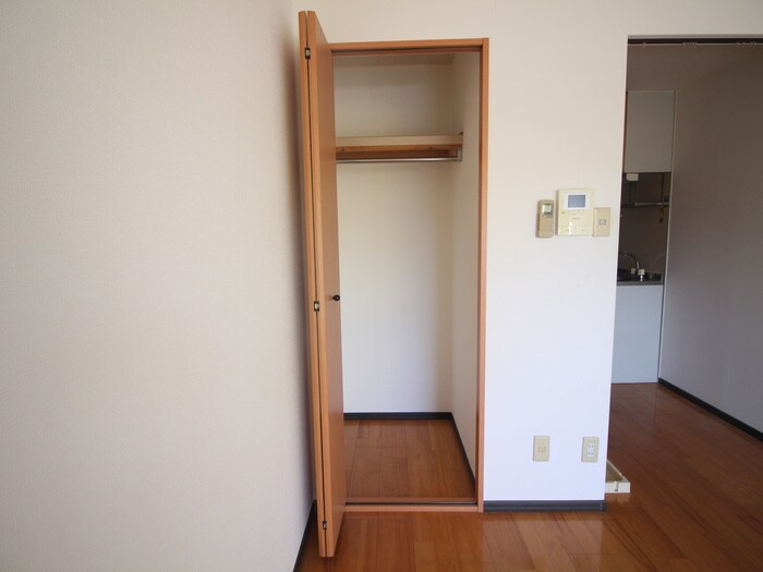物件内観写真16　(収納)
