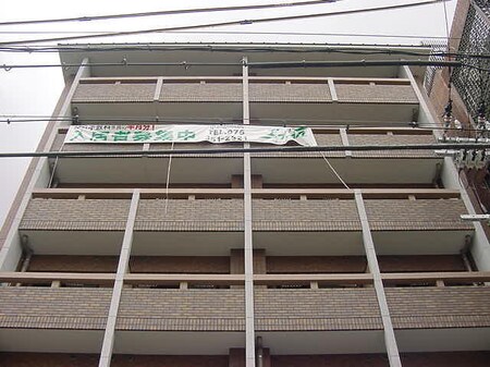 プレサンス京大南（２０４）外観写真