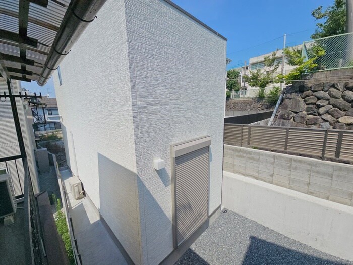 物件内観写真13　(室内からの展望)