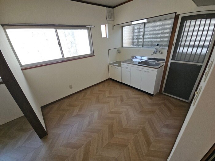 物件内観写真18　(居室)