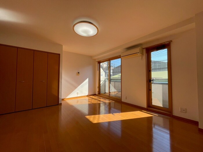 物件内観写真22　(居室)