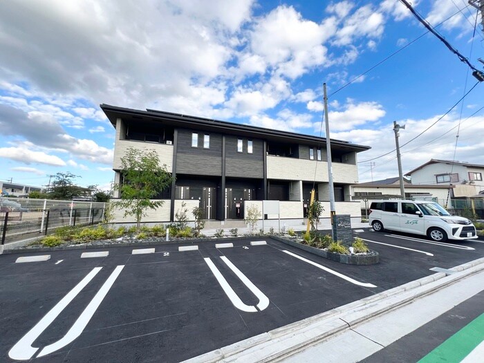 物件外観写真2　(外観写真)