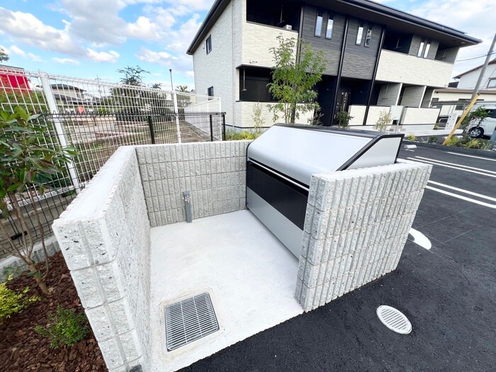 物件外観写真6　(建物設備)