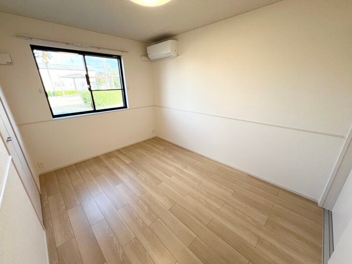 物件内観写真11　(居室)