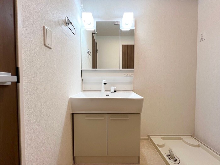 物件内観写真16　(洗面)